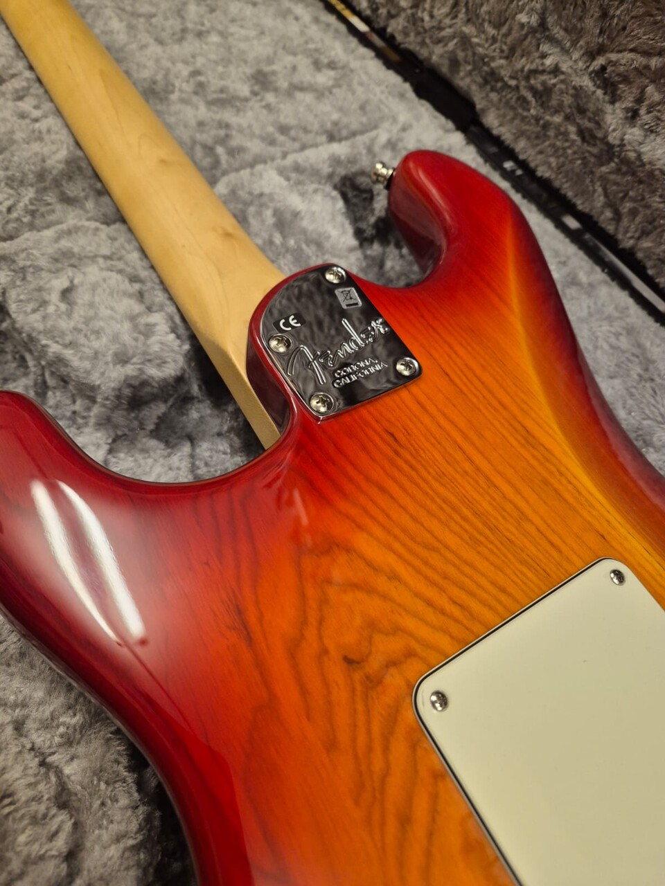 FENDER AMERICAN ELITE STRATOCASTER MN AGED CHERRY BURST