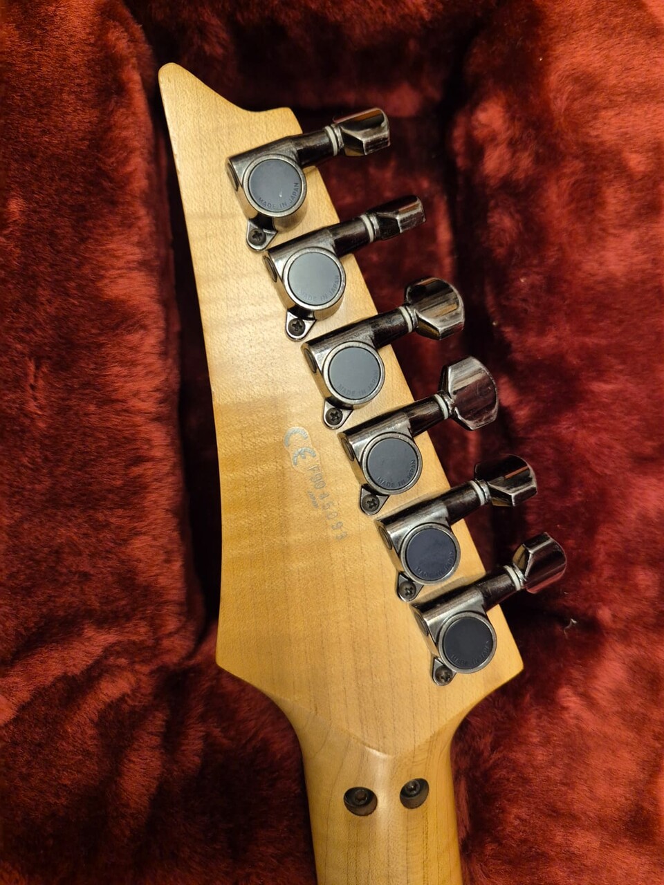 IBANEZ JS1000 WHITE JOE SATRIANI SIGNATURE