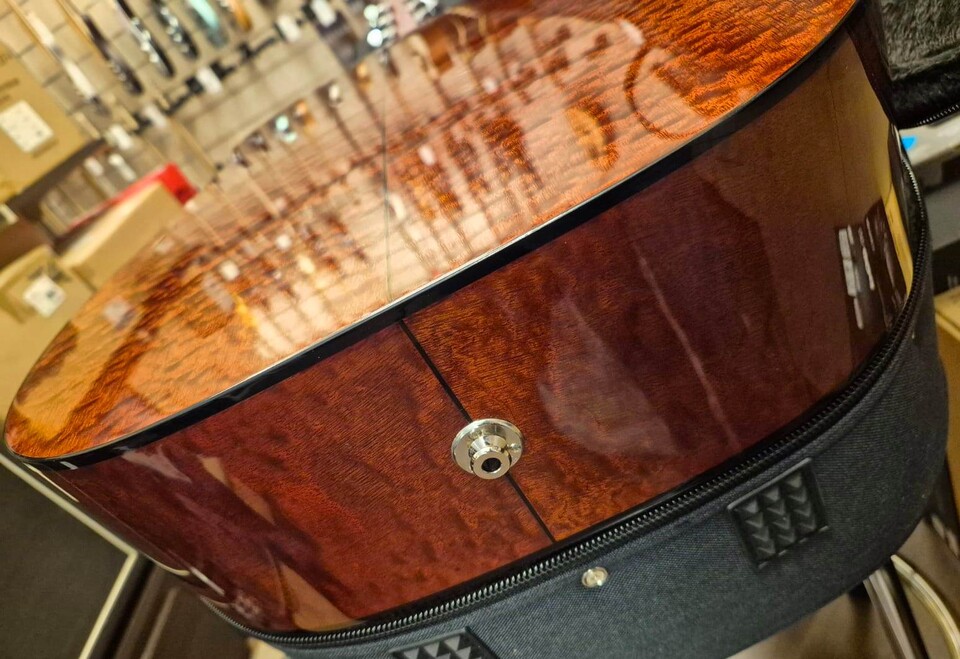 TAKAMINE FT340 BS LIMITED EDITION