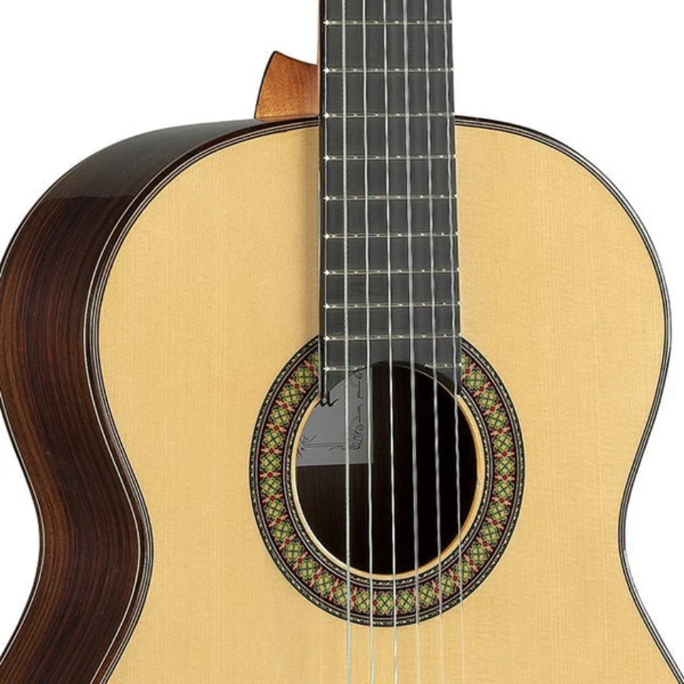 ALHAMBRA 7PA CON GIG BAG PROFESSIONALE