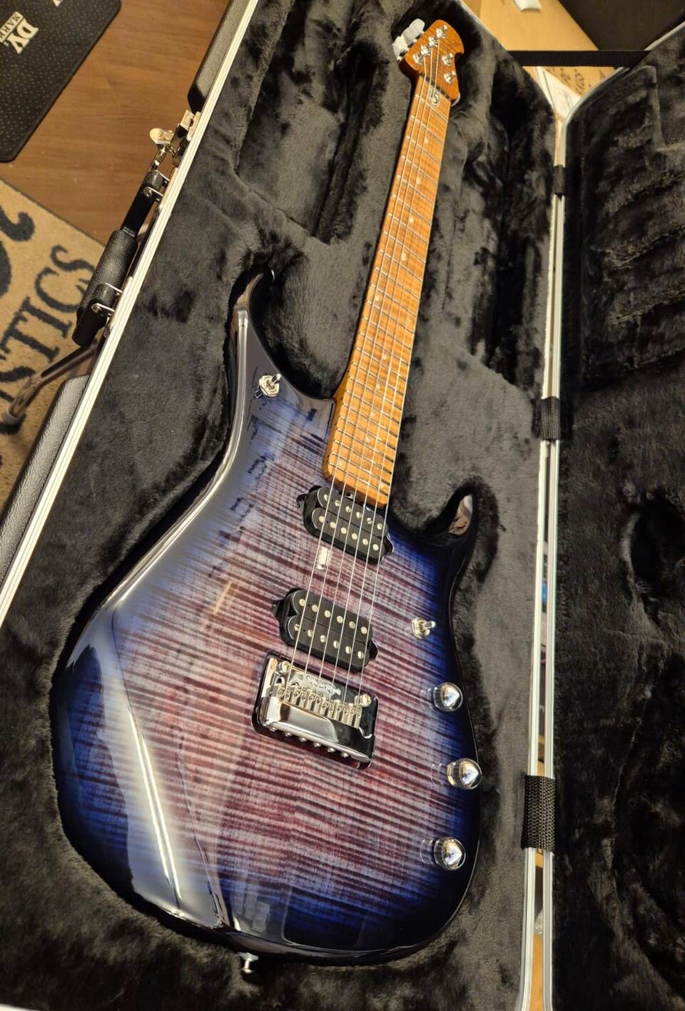 MUSIC MAN JP15 JOHN PETRUCCI SIGNATURE FLAME TOP PURPLE NEBULA