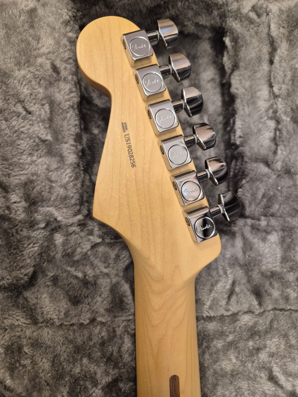 FENDER AMERICAN PROFESSIONAL STRATOCASTER RW SIENNA SUNBURST