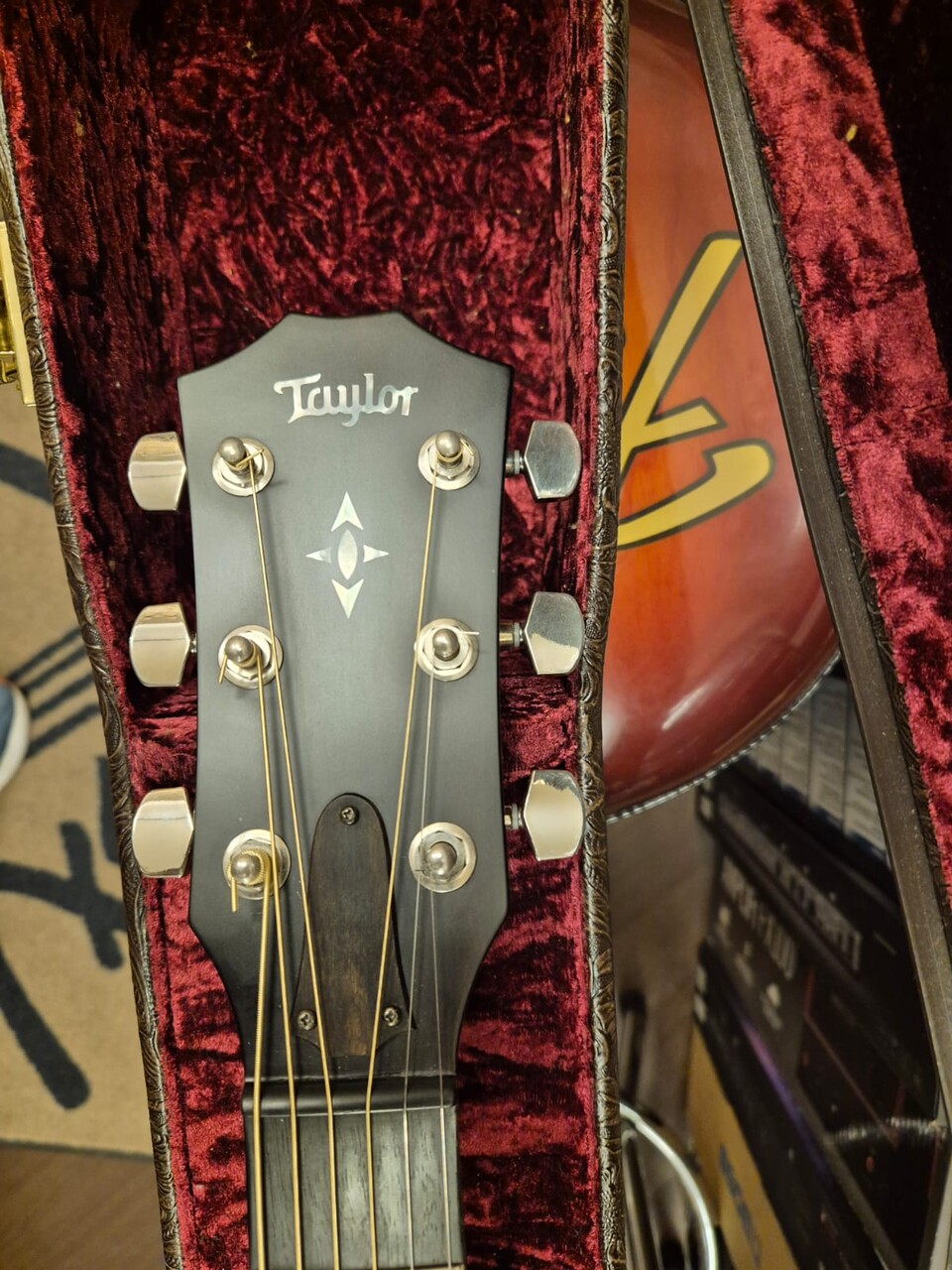 TAYLOR 717E GRAND PACIFIC BUILDER'S EDITION V-CLASS BRACING