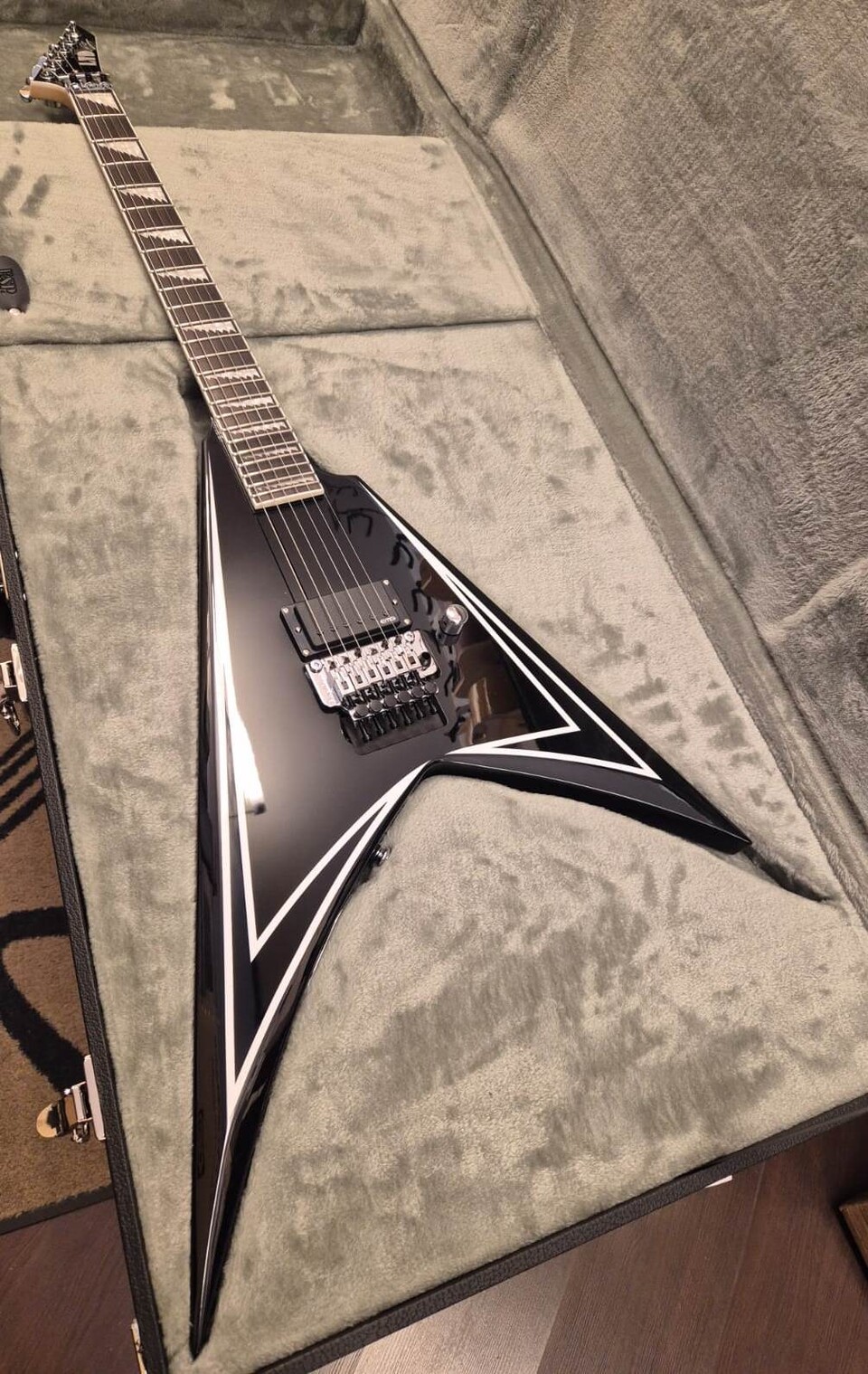 ESP LTD ALEXI LAIHO SAWTOOTH SE 20th ANNIVERSARY BLACK WHITE PINSTRIPE