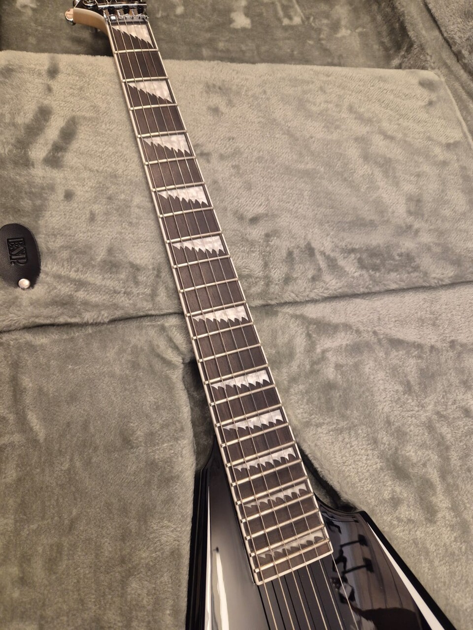 ESP LTD ALEXI LAIHO SAWTOOTH SE 20th ANNIVERSARY BLACK WHITE PINSTRIPE