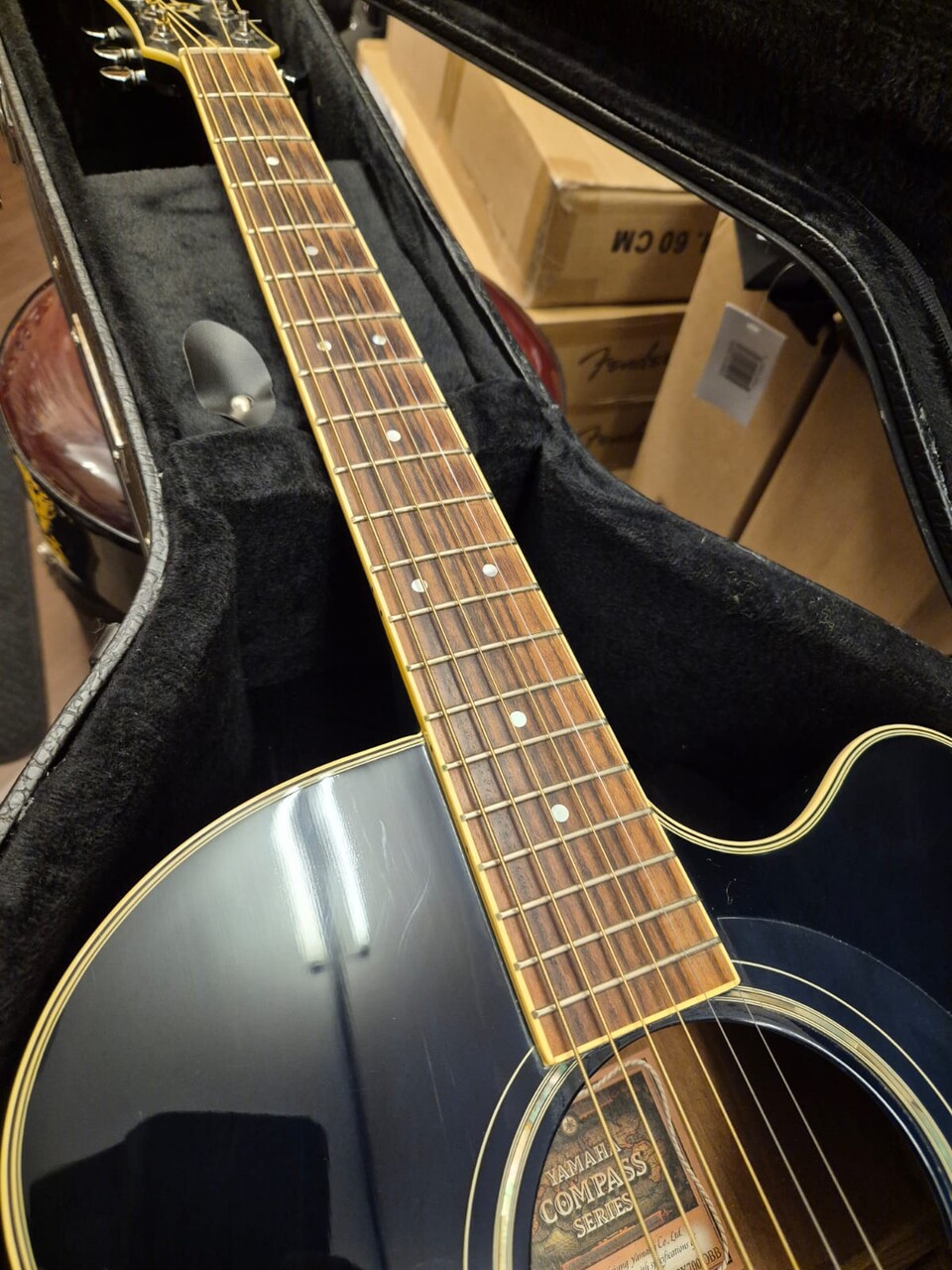 YAMAHA CPX700 CON ASTUCCIO RIGIDO