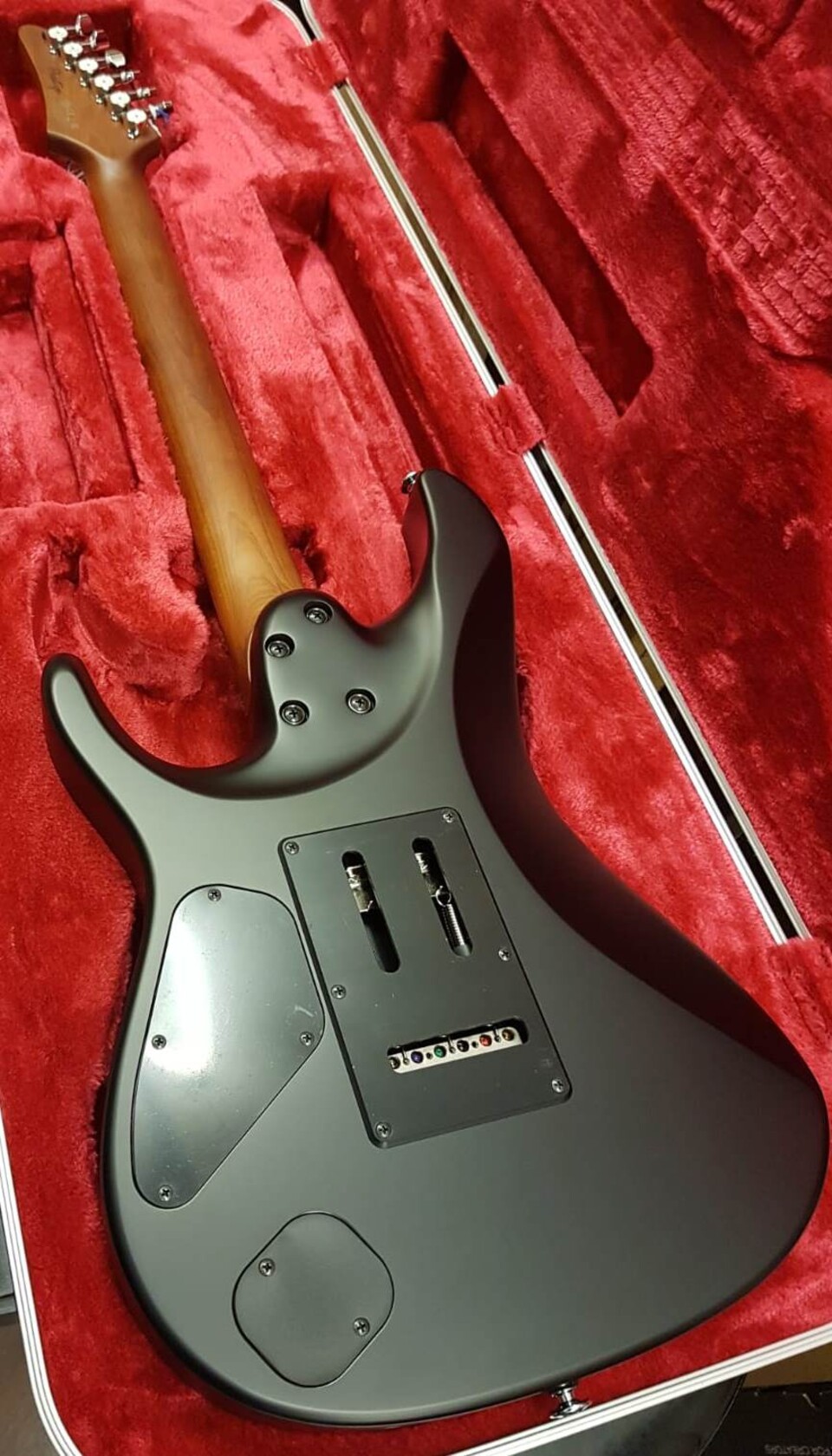 EX DEMO IBANEZ AZ2402 BKF BLACK FLAT PRESTIGE SERIES MADE IN JAPAN