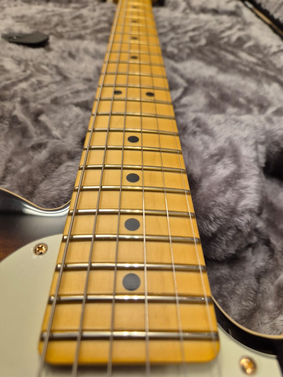 FENDER 75th ANNIVERSARY AMERICAN PROFESSIONAL CUSTOM TELECASTER
