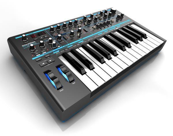 NOVATION BASS STATION II