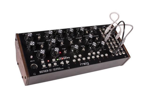 MOOG MOTHER 32