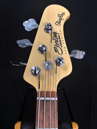 STERLING BY MUSIC MAN RAY4 VINTAGE CREAM