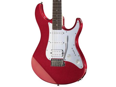 YAMAHA PACIFICA 112J RED METALLIC