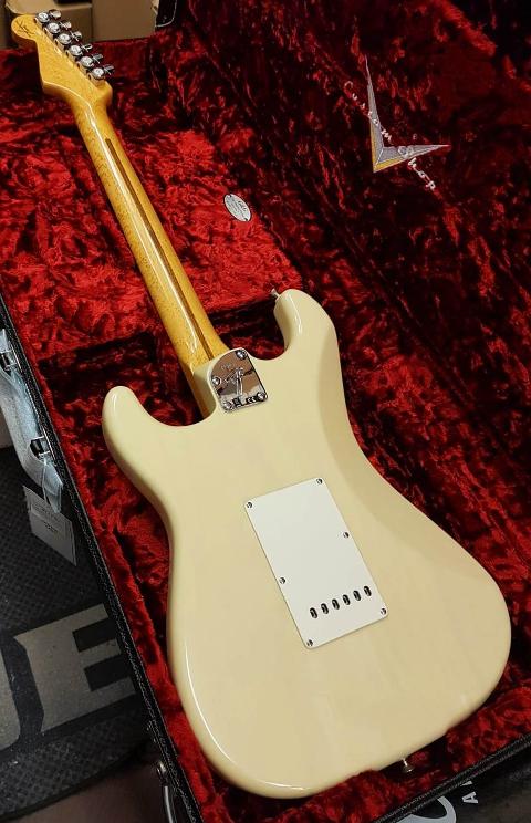 FENDER CUSTOM SHOP AMERICAN CUSTOM STRATOCASTER NOS VINTAGE BLONDE