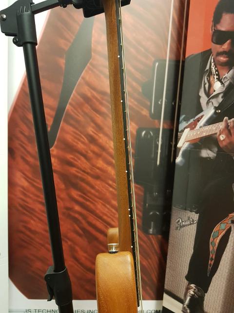 FENDER ACOUSTASONIC STRATOCASTER 3 COLOR SUNBURST