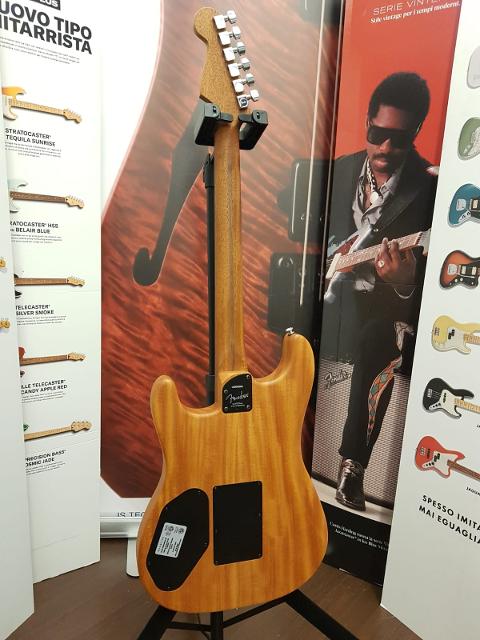 FENDER ACOUSTASONIC STRATOCASTER 3 COLOR SUNBURST