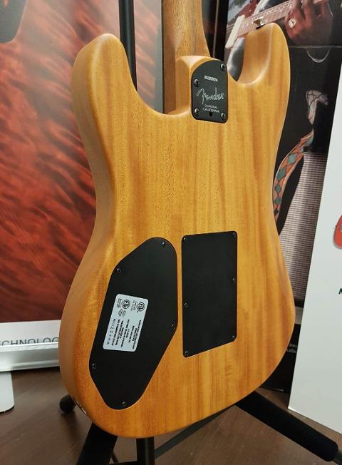 FENDER ACOUSTASONIC STRATOCASTER 3 COLOR SUNBURST
