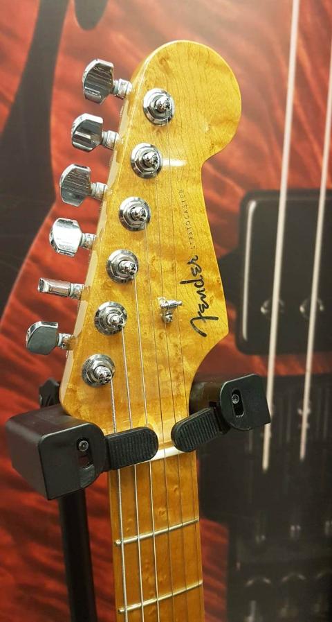Fender Custom Shop American Custom Stratocaster NOS Maple Neck Ebony Transparent