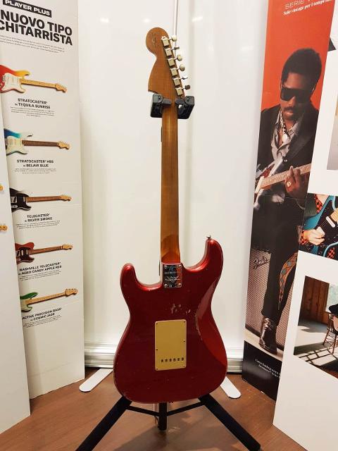 FENDER CUSTOM SHOP LTD STRATOCASTER "BIG HEAD" RELIC RW AGED CANDY APPLE