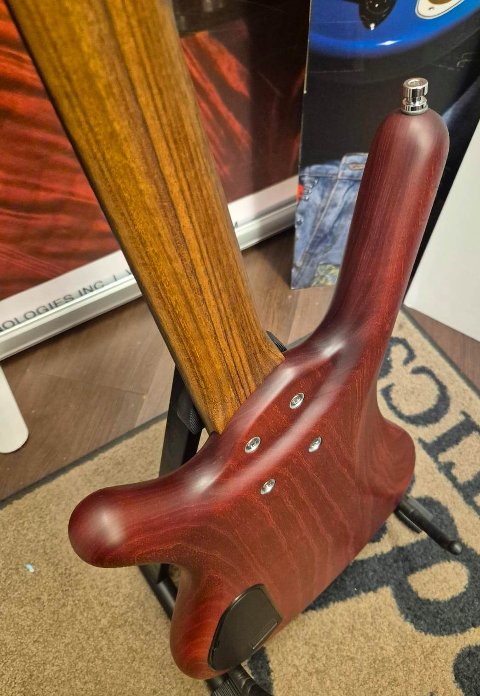 WARWICK TEAMBUILT PRO SERIES CORVETTE 4 ACT BURGUNDY RED MADE IN GERMANY