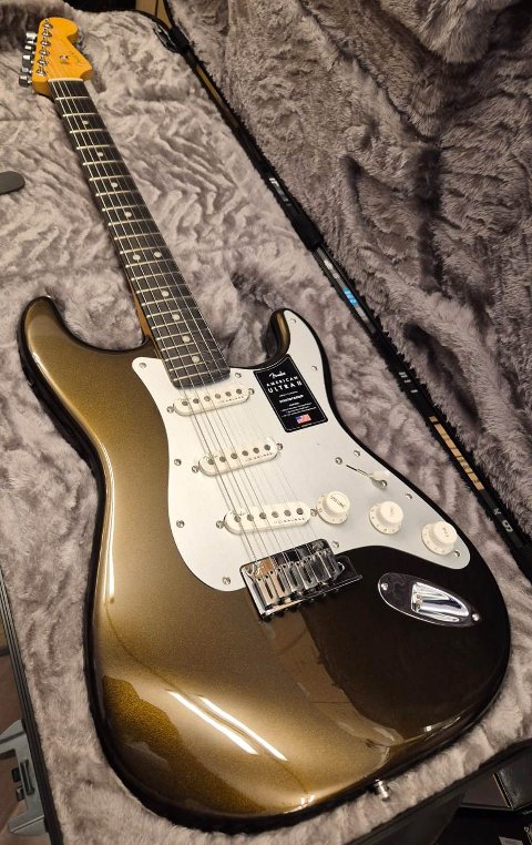 FENDER AMERICAN ULTRA II STRATOCASTER EB SSS TEXAS TEA
