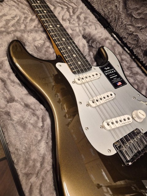 FENDER AMERICAN ULTRA II STRATOCASTER EB SSS TEXAS TEA