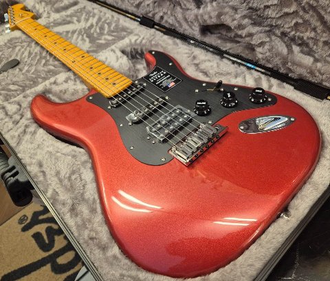 FENDER AMERICAN ULTRA II STRATOCASTER MN HSS SINISTER RED