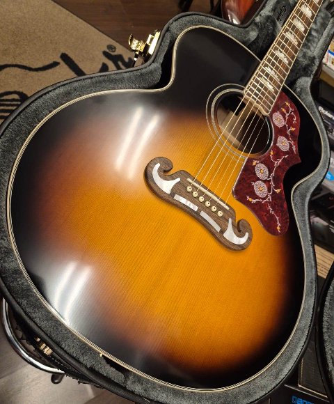 EPIPHONE INSPIRED BY GIBSON J200 CON ASTUCCIO ORIGINALE