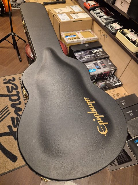 EPIPHONE INSPIRED BY GIBSON J200 CON ASTUCCIO ORIGINALE