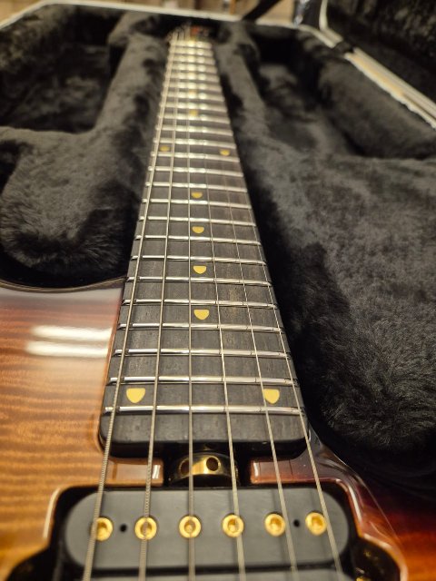 Music Man JP6 20th Anniversary Limited Edition Honey Butter Burst