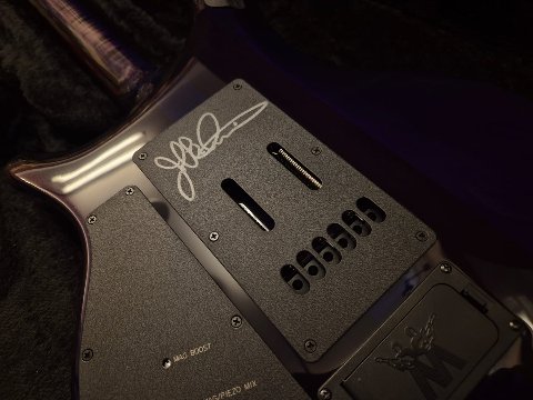 Music Man Majesty Crystal Amethyst Limited Edition 2023 N.46/125 Petrucci Signature Flame Maple Top