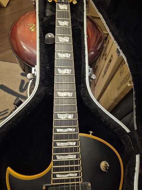 ESP LTD EC1000 LH VINTAGE BLACK LEFT HANDED CON CUSTODIA RIGIDA