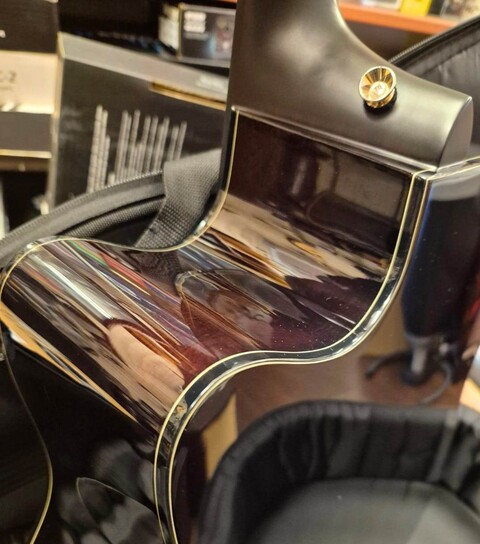 YAMAHA TRANSACOUSTIC TAG3 C NATURAL (EX DEMO)