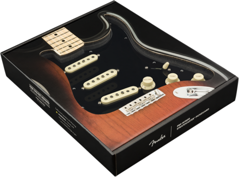 FENDER PRE WIRED STRAT PICKGUARD SSS TEX MEX BLACK
