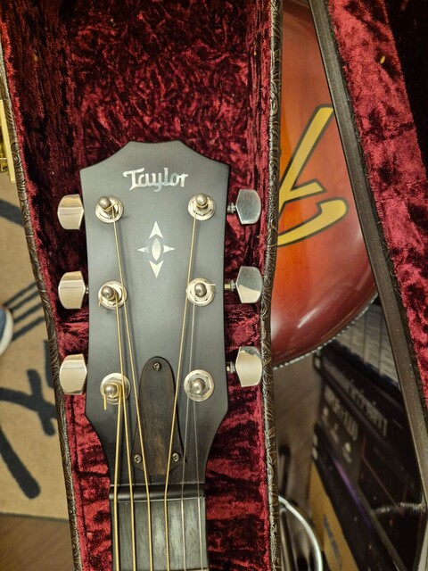 TAYLOR 717E GRAND PACIFIC BUILDER'S EDITION V-CLASS BRACING