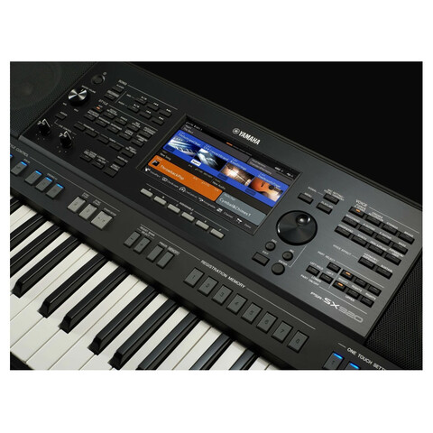 YAMAHA PSR SX720+