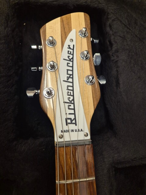 RICKENBACKER 330 MAPLE GLO