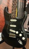 FENDER CUSTOM SHOP POSTMODERN STRATOCASTER JOURNEYMAN RELIC RW AGED BLACK