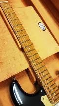 Fender Custom Shop American Custom Stratocaster NOS Maple Neck Ebony Transparent