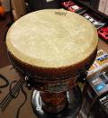 REMO DJ-0012-LM MULTI MASK LEON MOBLEY 12" DJEMBE CON BORSA MEINL