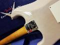 FENDER CUSTOM SHOP LIMITED EDITION ROASTED PINE STRATOCASTER DLX CLOSET CLASSIC WHITE BLONDE