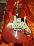 FENDER AMERICAN VINTAGE II 1961 STRATOCASTER FIESTA RED