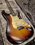 FENDER AMERICAN ULTRA II STRATOCASTER HSS ULTRABURST