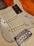 FENDER AMERICAN VINTAGE II 1961 STRATOCASTER OLYMPIC WHITE