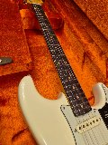 FENDER AMERICAN VINTAGE II 1961 STRATOCASTER OLYMPIC WHITE