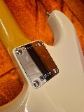 FENDER AMERICAN VINTAGE II 1961 STRATOCASTER OLYMPIC WHITE