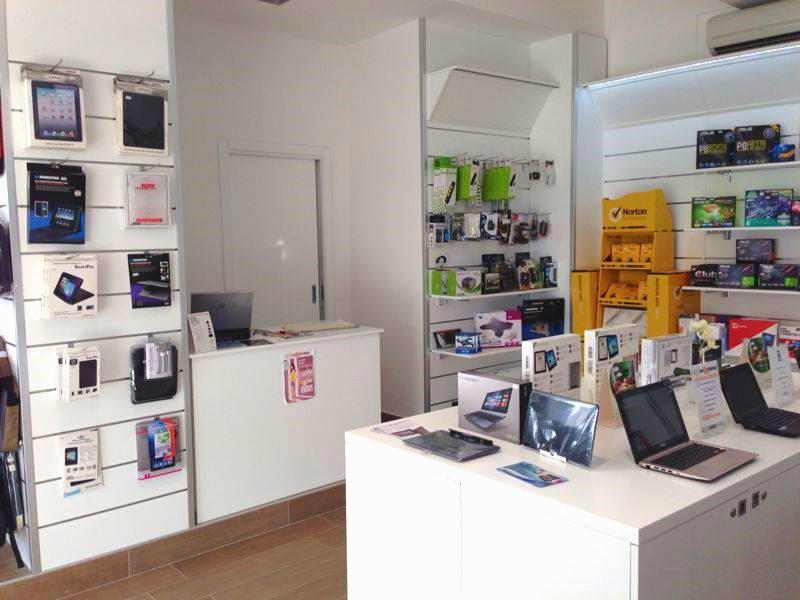 Arredi per Negozio, Computer Discount Caltagirone