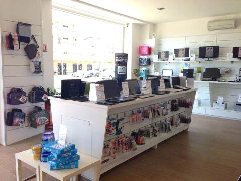 Arredi per Negozio, Computer Discount Caltagirone