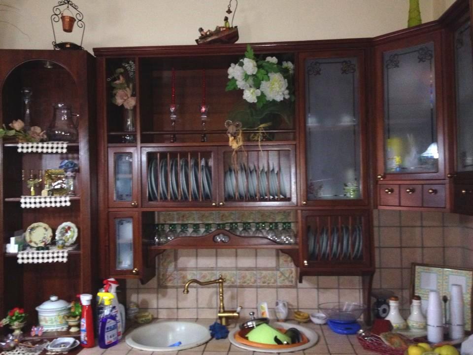 CUCINA IN NOCE