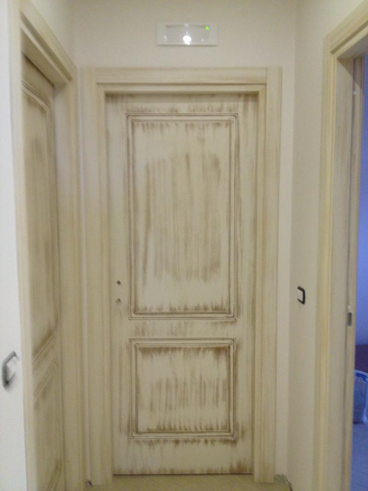 PORTA IN LEGNO BIANCA GELA