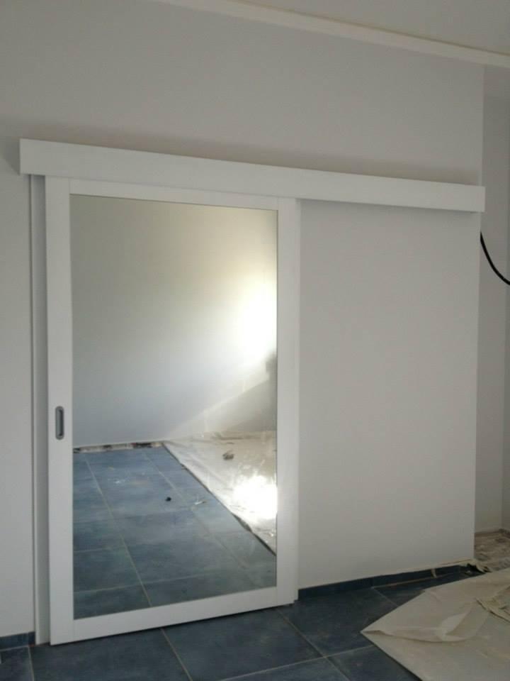 PORTA SCORREVOLE CON SPECCHIO